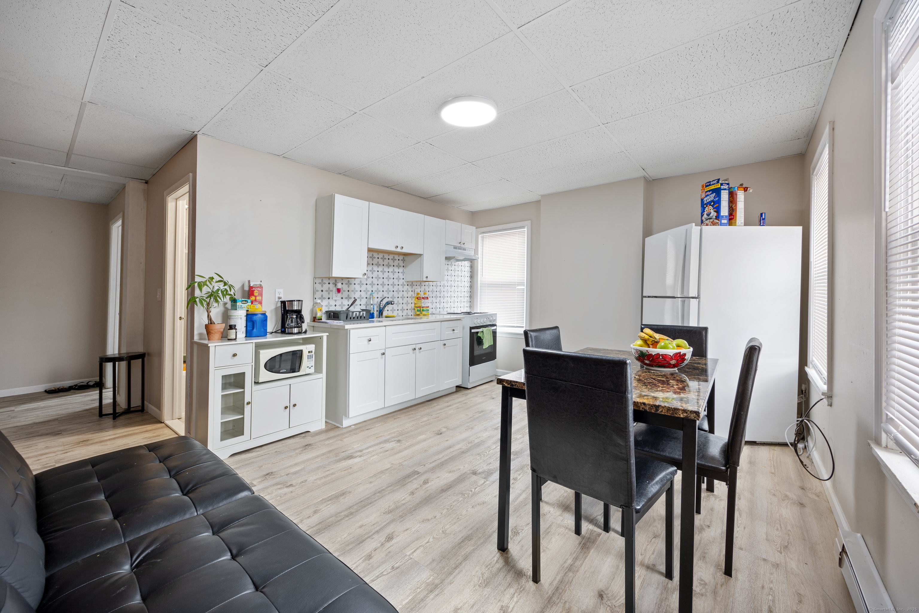 Center Street 7, Wallingford, Connecticut - 1 Bathrooms  
3 Rooms - 