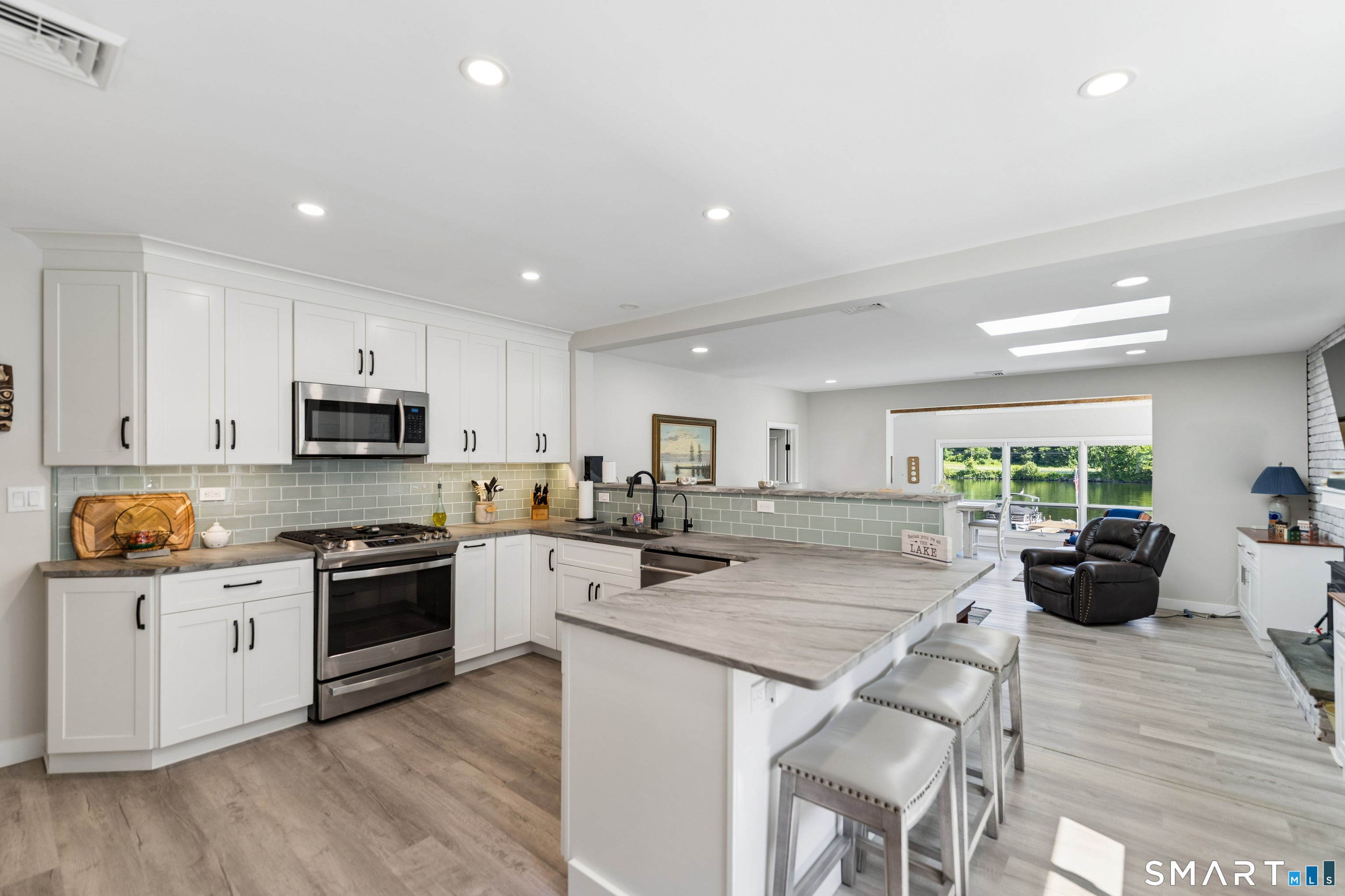 52 Housatonic Drive