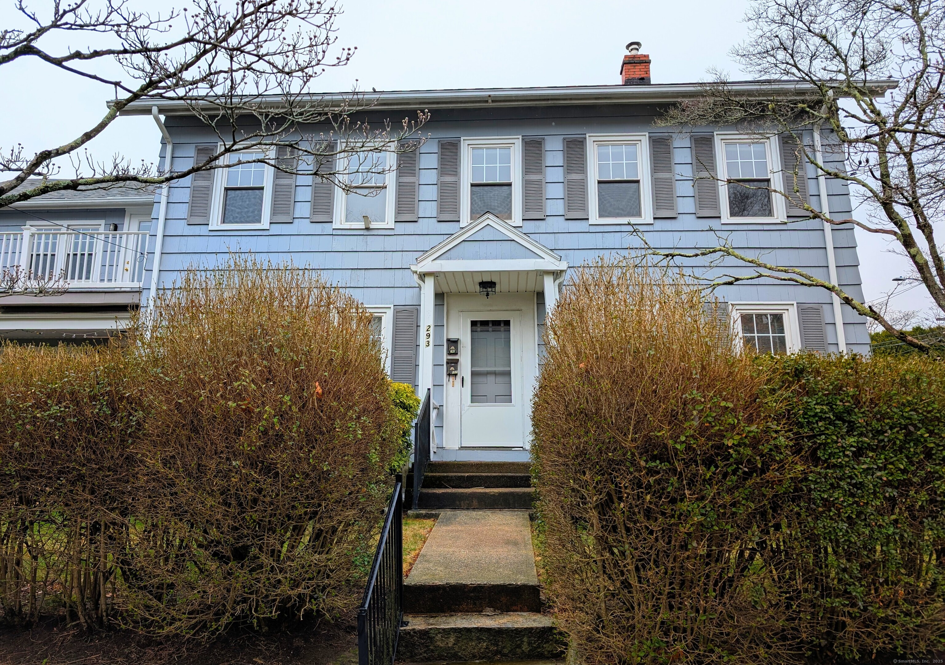 Pequot Avenue 2, New London, Connecticut - 2 Bedrooms  
1 Bathrooms  
5 Rooms - 