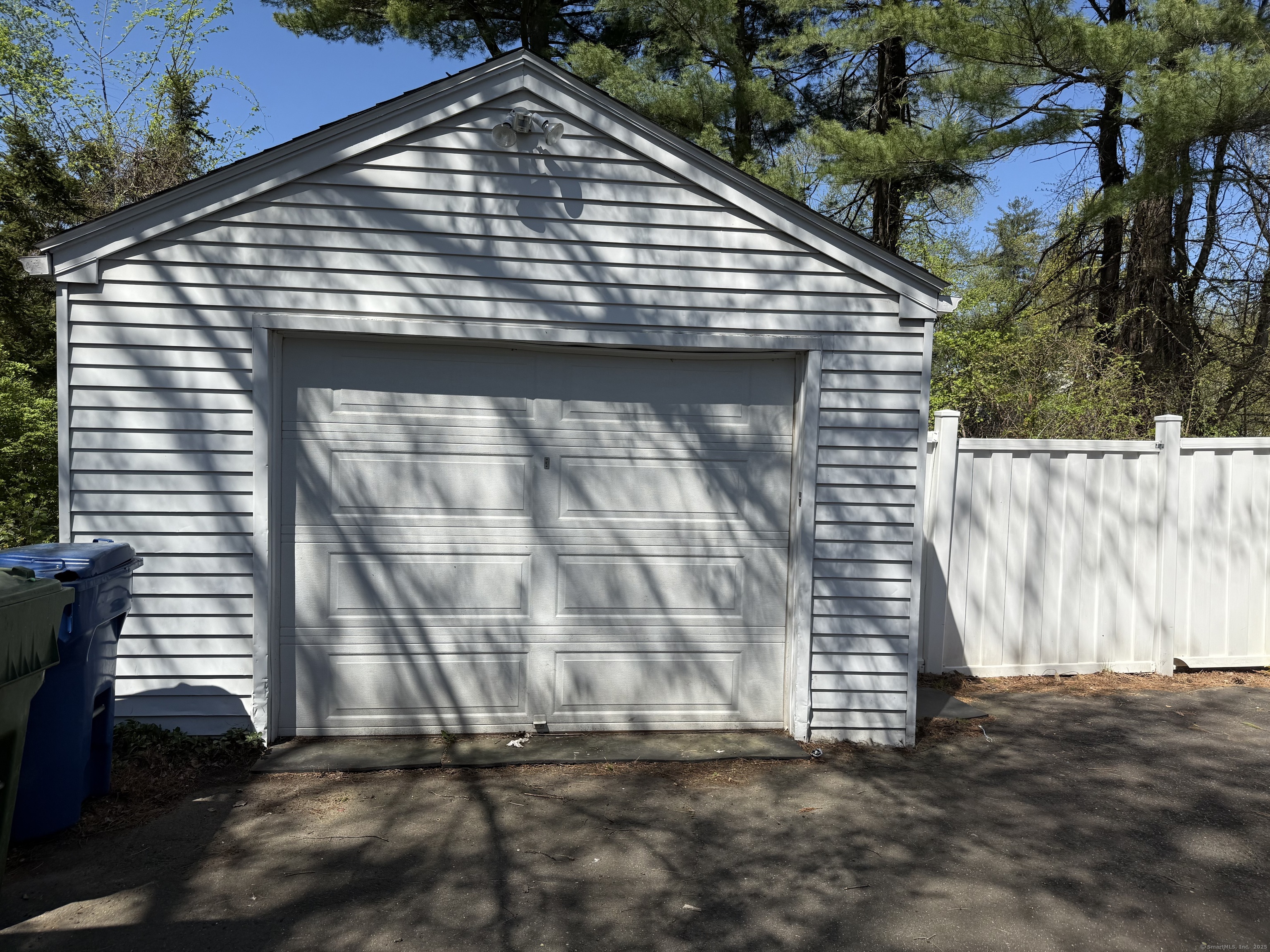 1029 N Worthy Street, Windsor, Connecticut image 5