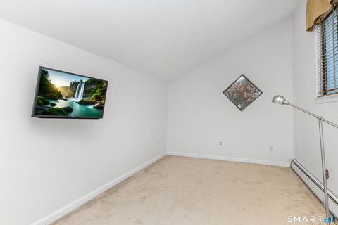 Tiny photo for 5 Talcott Forest Road #APT A, Farmington, CT 06032 (MLS # 24146020)