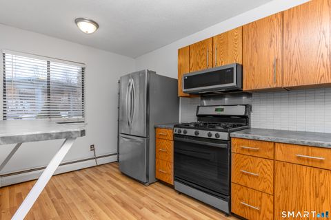 Tiny photo for 5 Talcott Forest Road #APT A, Farmington, CT 06032 (MLS # 24146020)