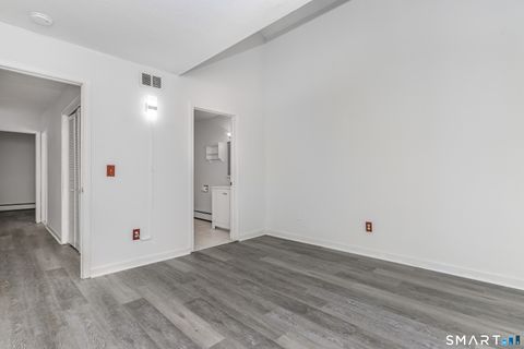 Tiny photo for 5 Talcott Forest Road #APT A, Farmington, CT 06032 (MLS # 24146020)