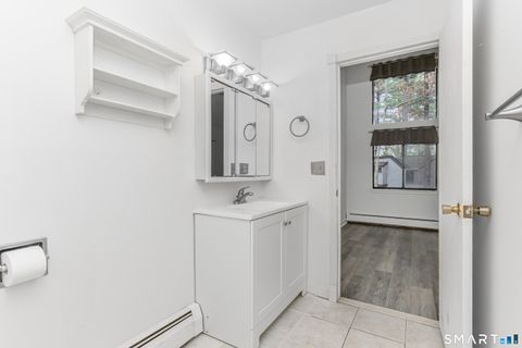 Tiny photo for 5 Talcott Forest Road #APT A, Farmington, CT 06032 (MLS # 24146020)