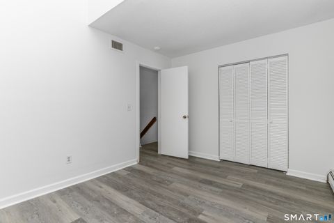 Tiny photo for 5 Talcott Forest Road #APT A, Farmington, CT 06032 (MLS # 24146020)