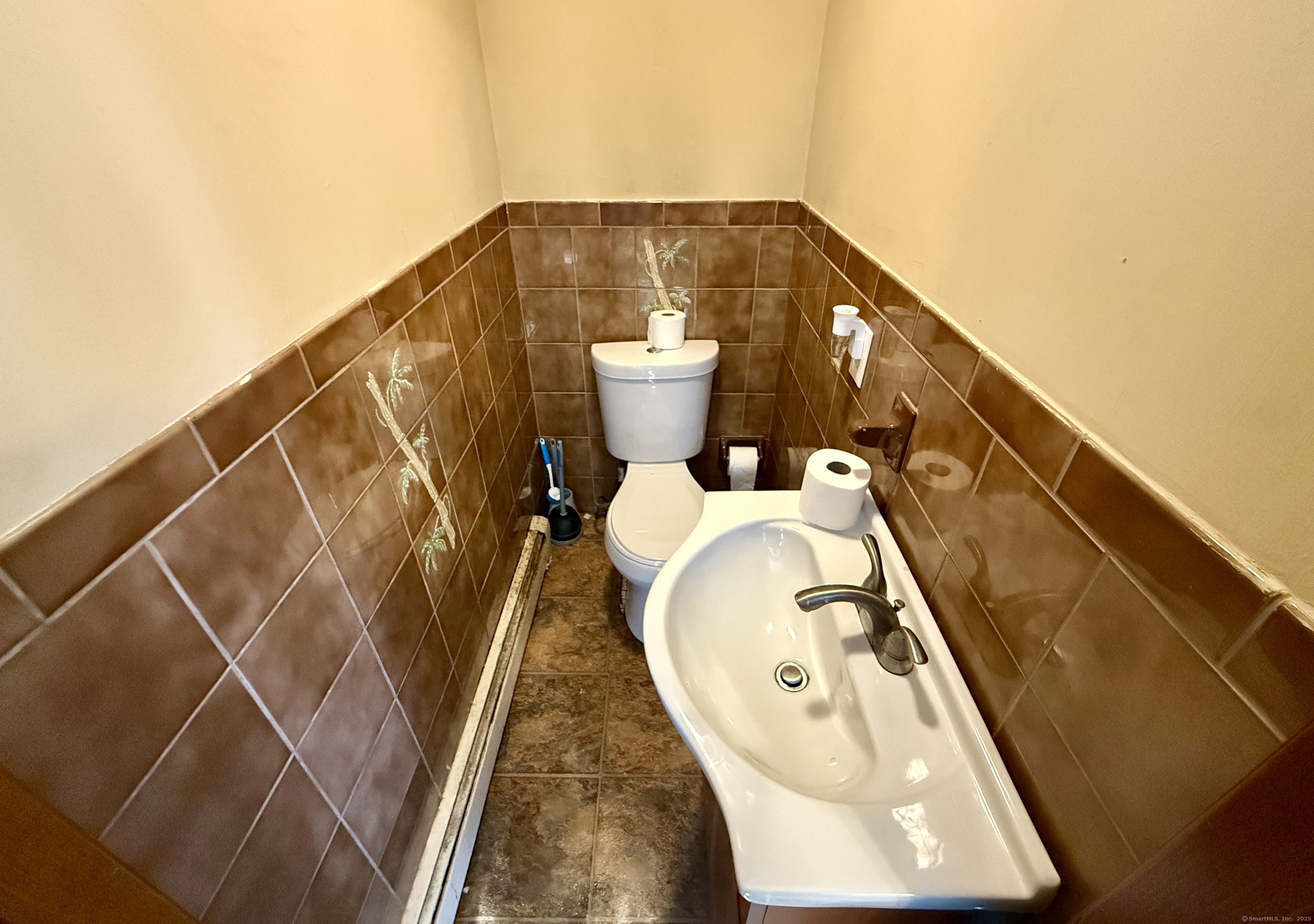 417 Woodside Avenue, Bridgeport, Connecticut image 5