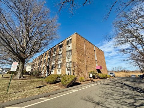 Photo of 1168 Main Street #C7, Stratford, CT 06615 (MLS # 24136919)