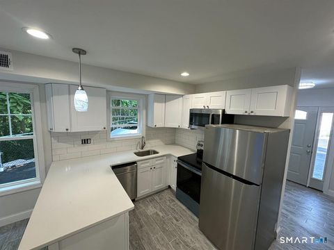 Tiny photo for 1083 Whalley Avenue #B, New Haven, CT 06515 (MLS # 24145626)