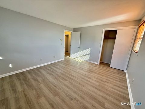 Tiny photo for 3 Bayview Place #2, West Haven, CT 06516 (MLS # 24144557)