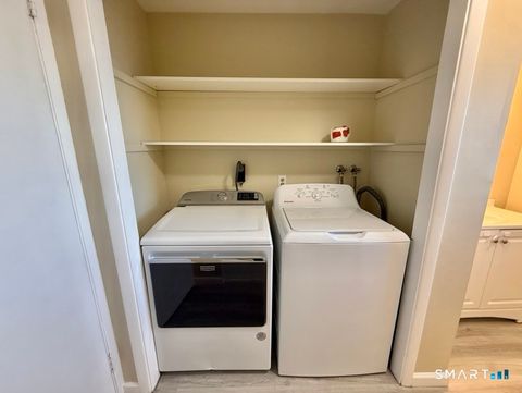 Tiny photo for 3 Bayview Place #2, West Haven, CT 06516 (MLS # 24144557)