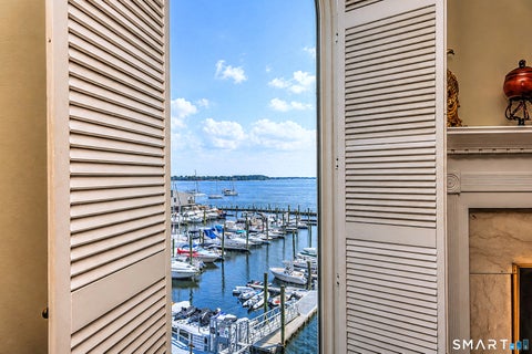 Tiny photo for 10 Harbour Close #10, New Haven, CT 06405 (MLS # 24202581)