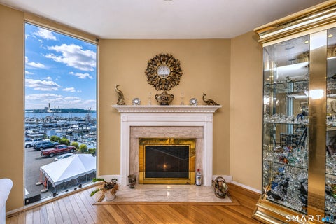 Tiny photo for 10 Harbour Close #10, New Haven, CT 06405 (MLS # 24202581)