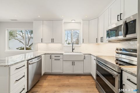 919 Heritage Village B Southbury CT 06488