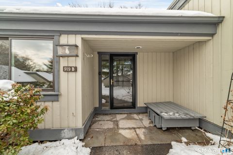 Tiny photo for 919 Heritage Village #B, Southbury, CT 06488 (MLS # 24156220)