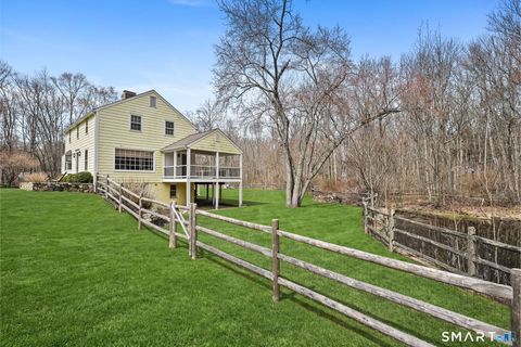 Tiny photo for 4 Kettle Creek Road, Weston, CT 06883 (MLS # 24162991)