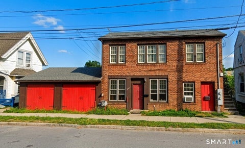 Multifamily For Sale - 393 Colony Street<br/> Meriden, CT 06450