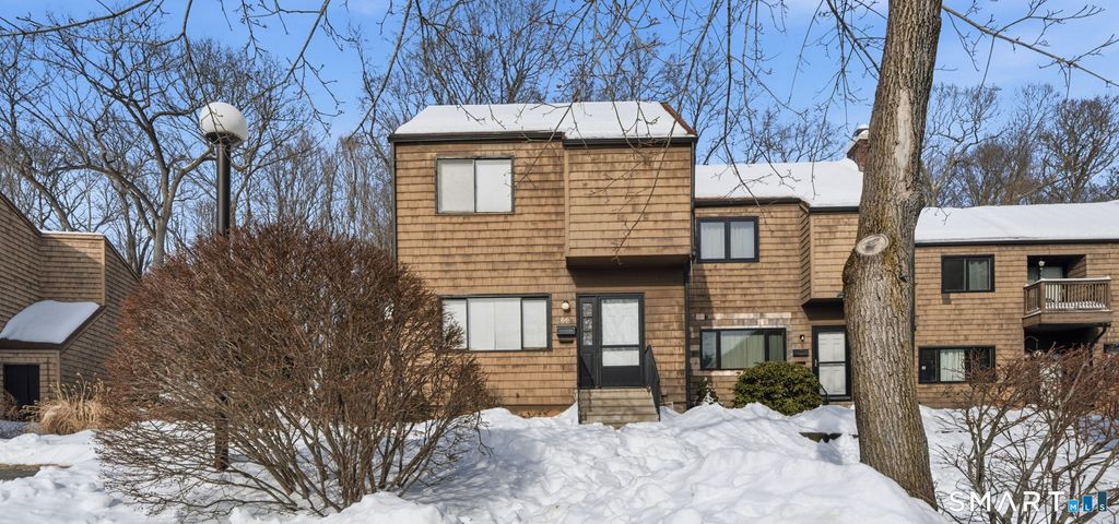 Photo of 66 Hampton Park #66, Branford, CT 06405 (MLS # 24150424)