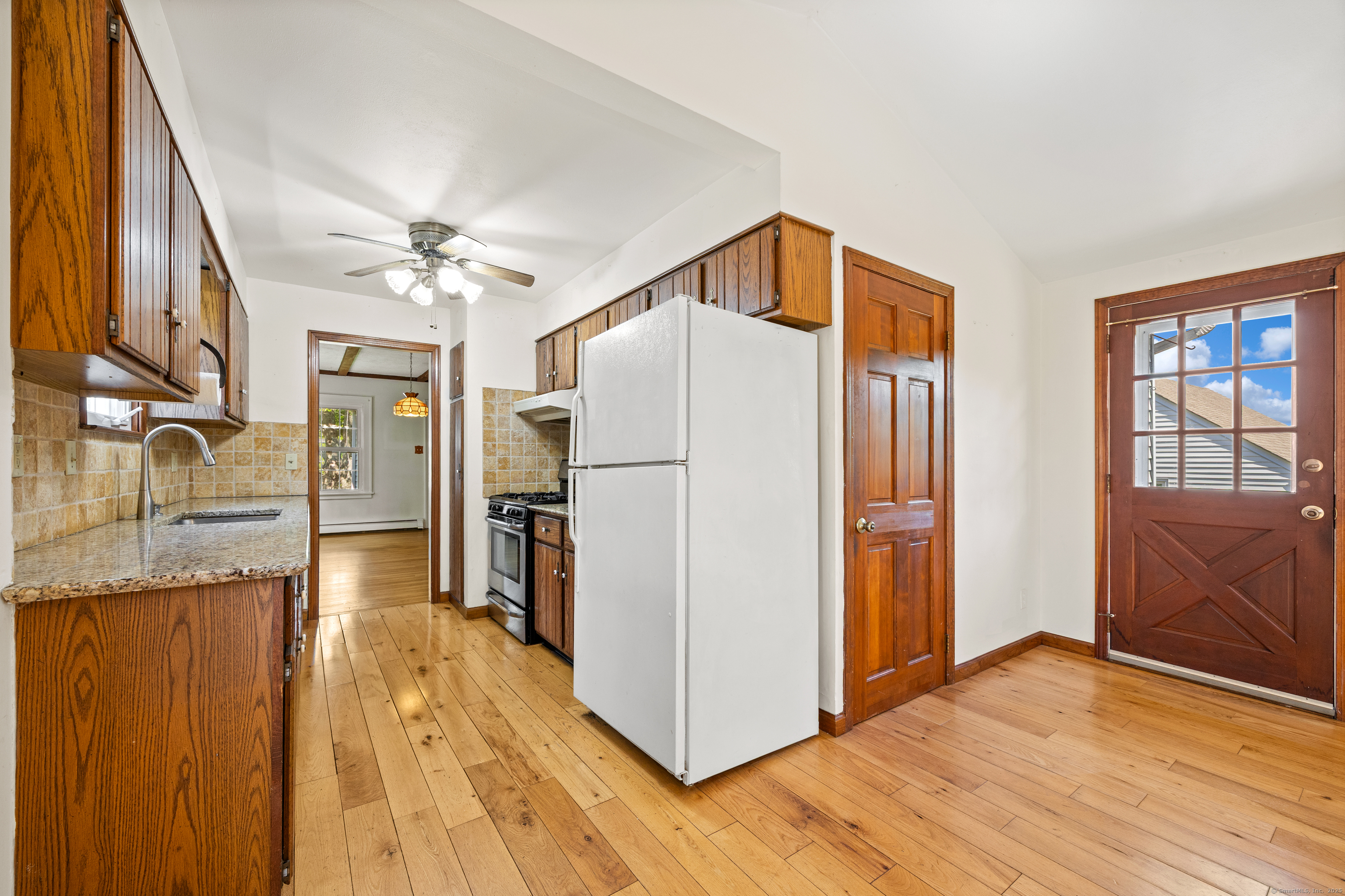 320 Highland Avenue, Cheshire, Connecticut image 9