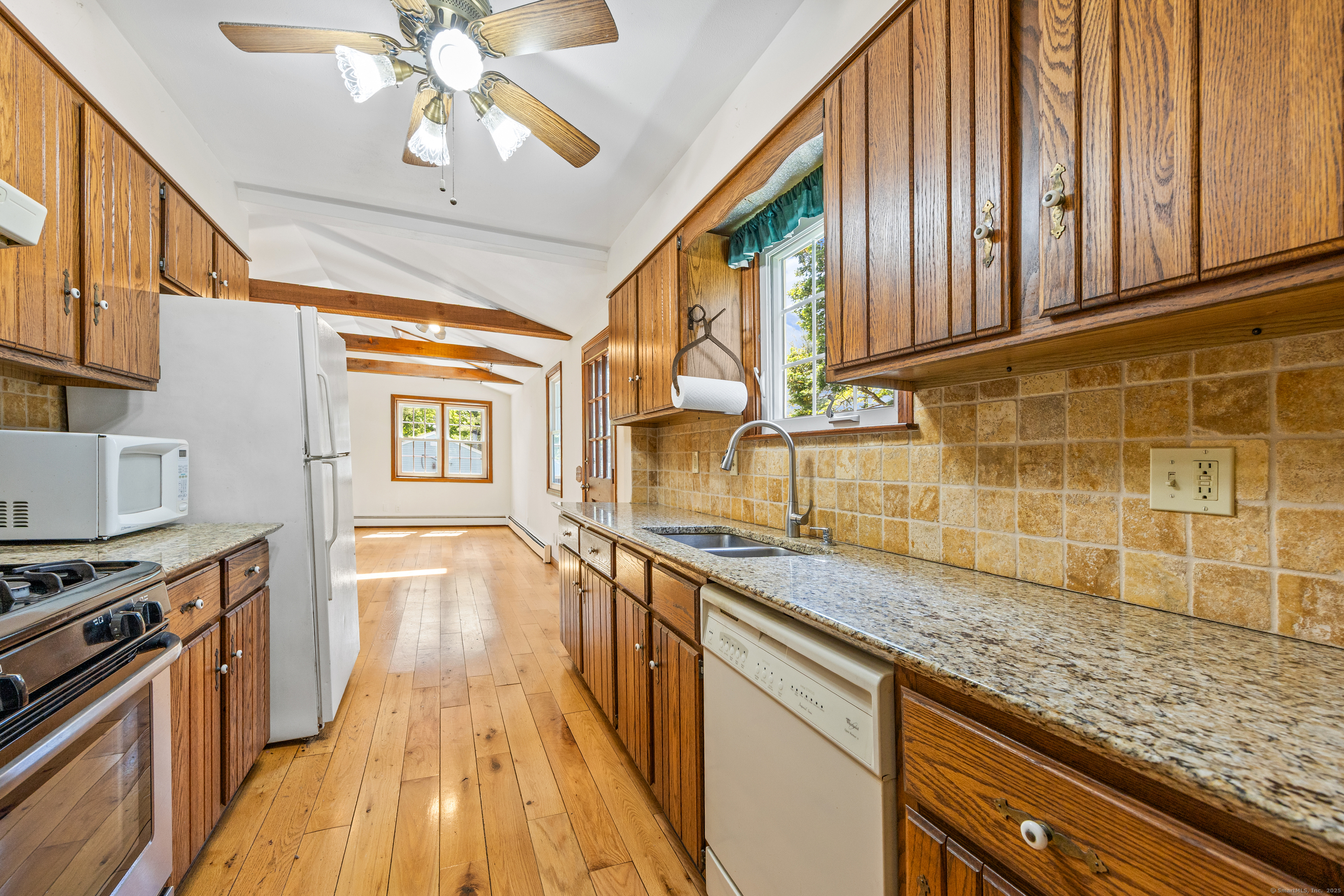 320 Highland Avenue, Cheshire, Connecticut image 11