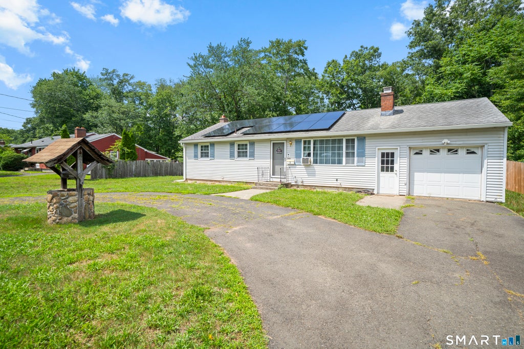 Photo of 2 Carmella Terrace, Enfield, CT 06082 (MLS # 24193668)