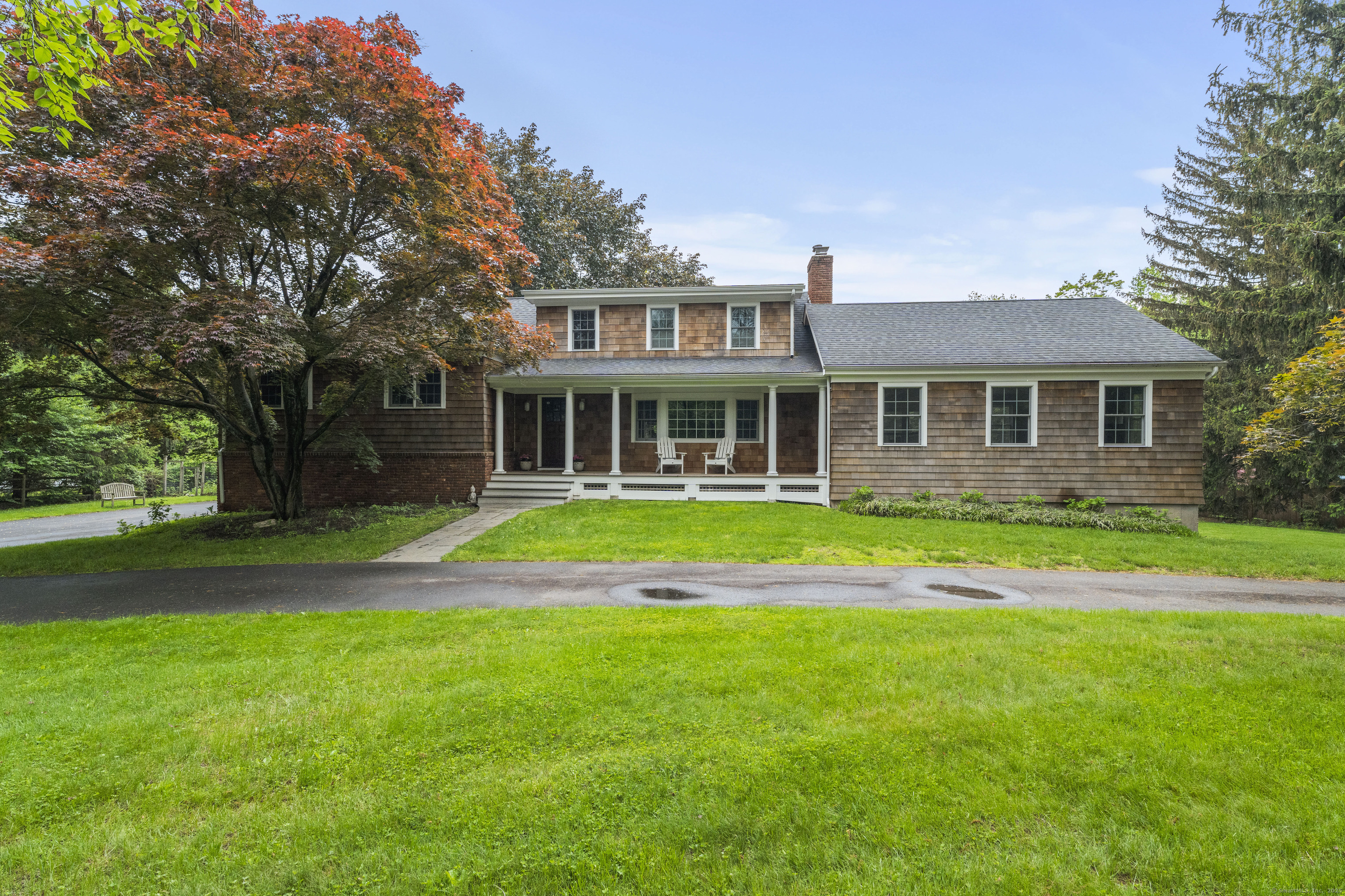 Property for Sale at Blue Ribbon Drive, Westport, Connecticut - Bedrooms: 4 
Bathrooms: 4.5 
Rooms: 9  - $2,050,000