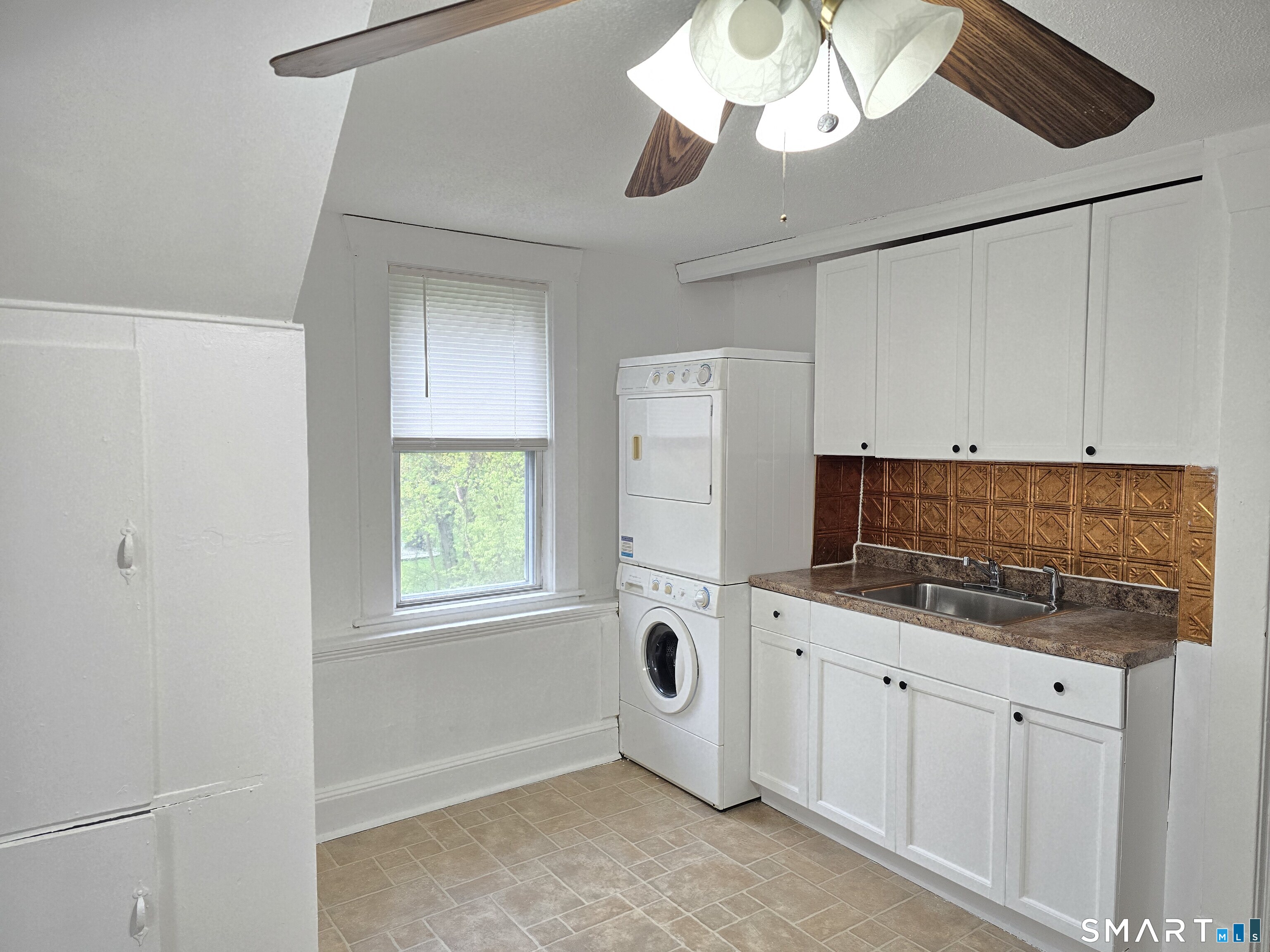 103 Capen Street 2