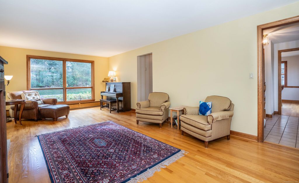 Photo of 9 Gretel Lane, Simsbury, CT 06070 (MLS # 24140708)