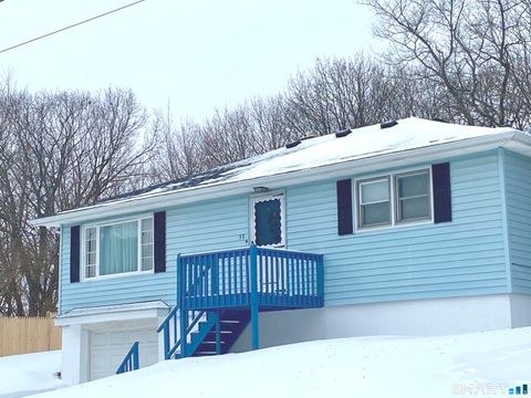 53 Hamden Avenue Waterbury CT 06704