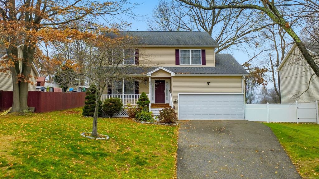 Photo of 72 Broadmere Road, Stratford, CT 06614 (MLS # 24141929)