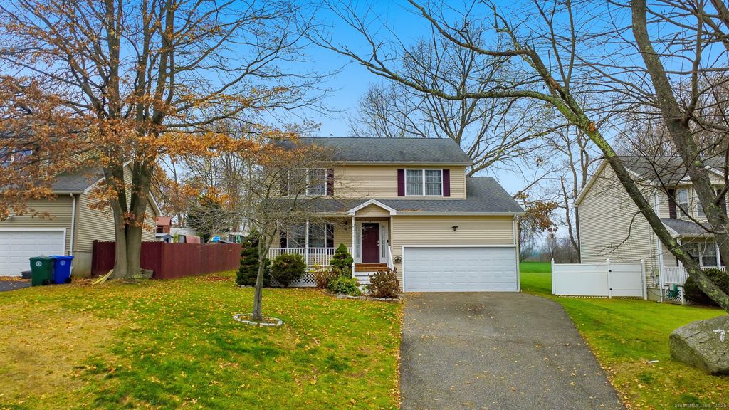 Photo of 72 Broadmere Road, Stratford, CT 06614 (MLS # 24141929)