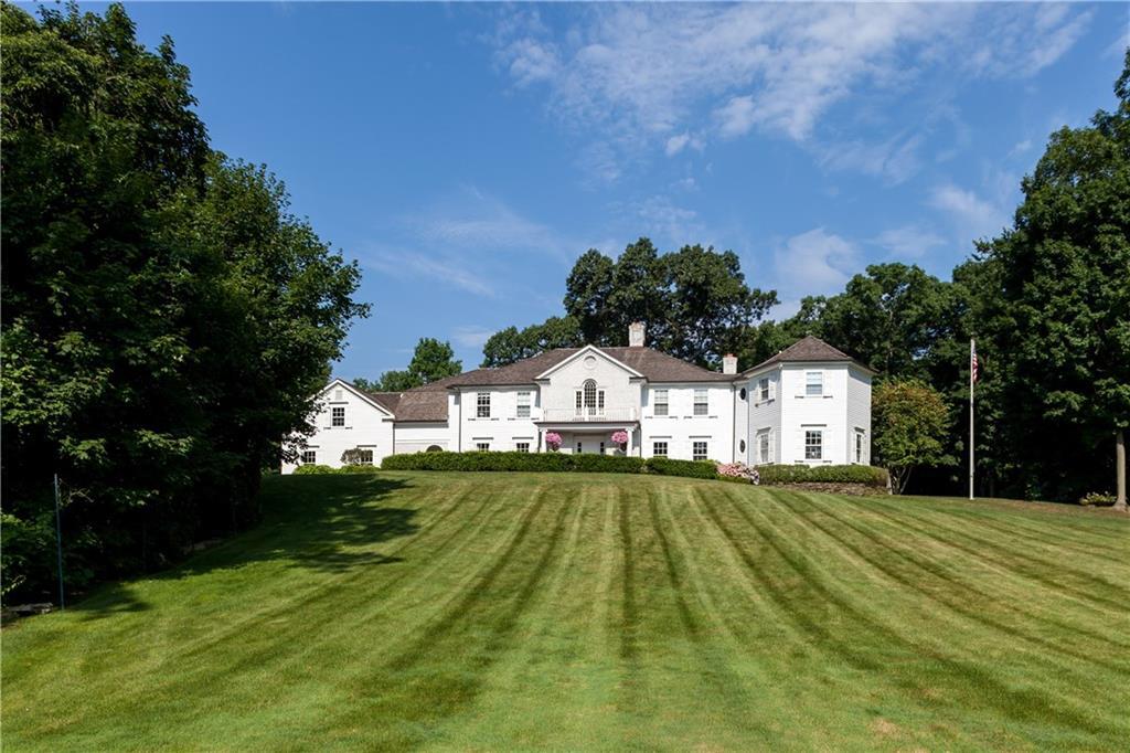 Photo 1 of 10 Glen Gorham Lane, Darien, Connecticut, $2,657,500, Web #: 99159161