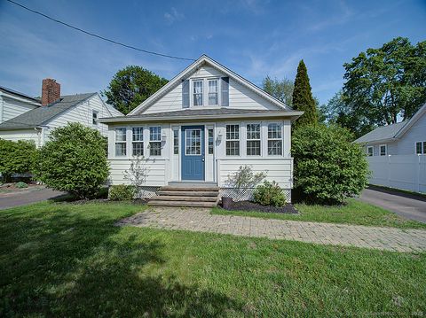 283 Quinnipiac Avenue North Haven CT 06473