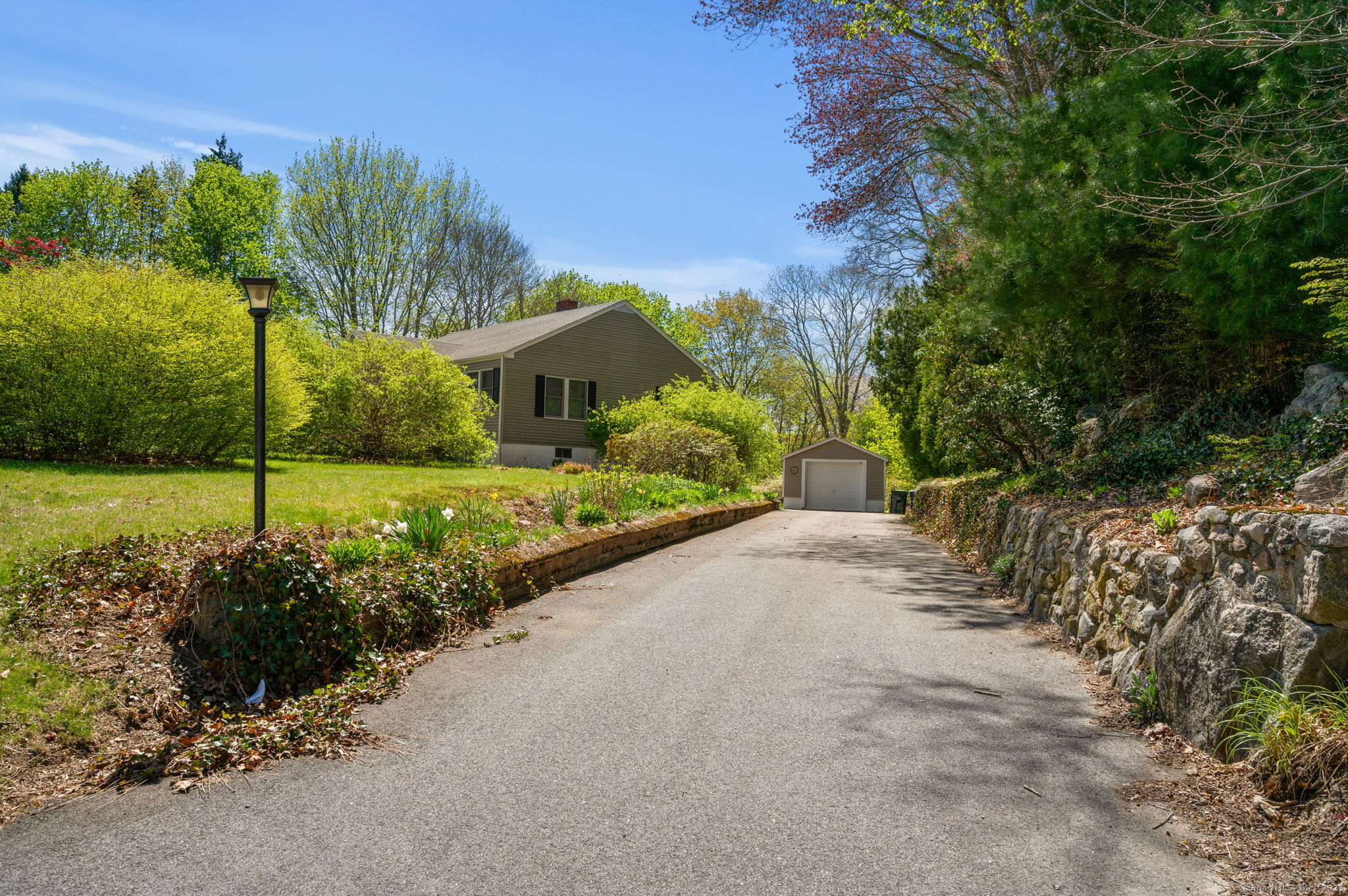 444 Mohegan Avenue Parkway, Waterford, Connecticut image 5