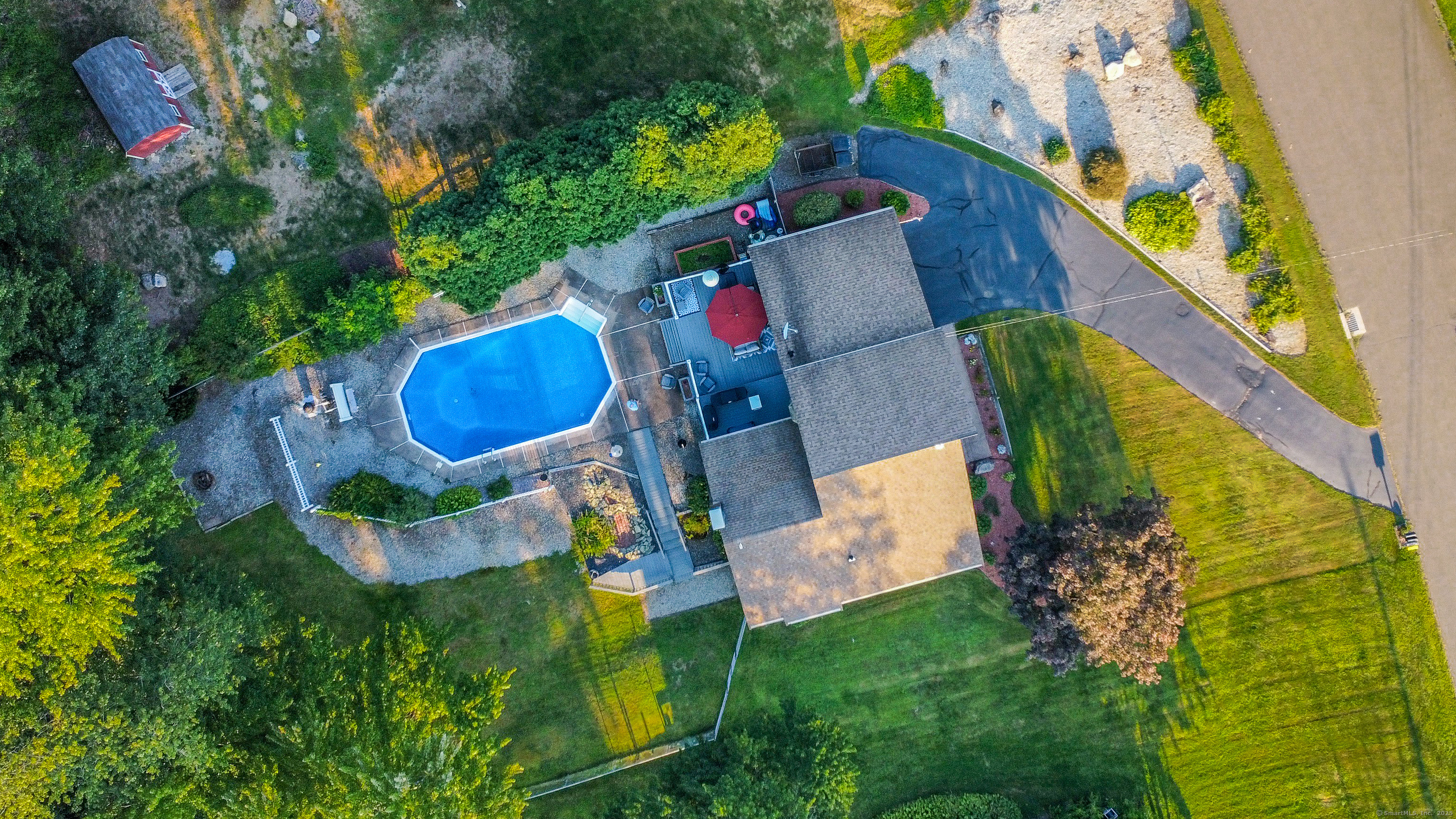 Vernon, Connecticut 06066, United States, 3 Bedrooms Bedrooms, ,3 BathroomsBathrooms,Residential,Active,238382