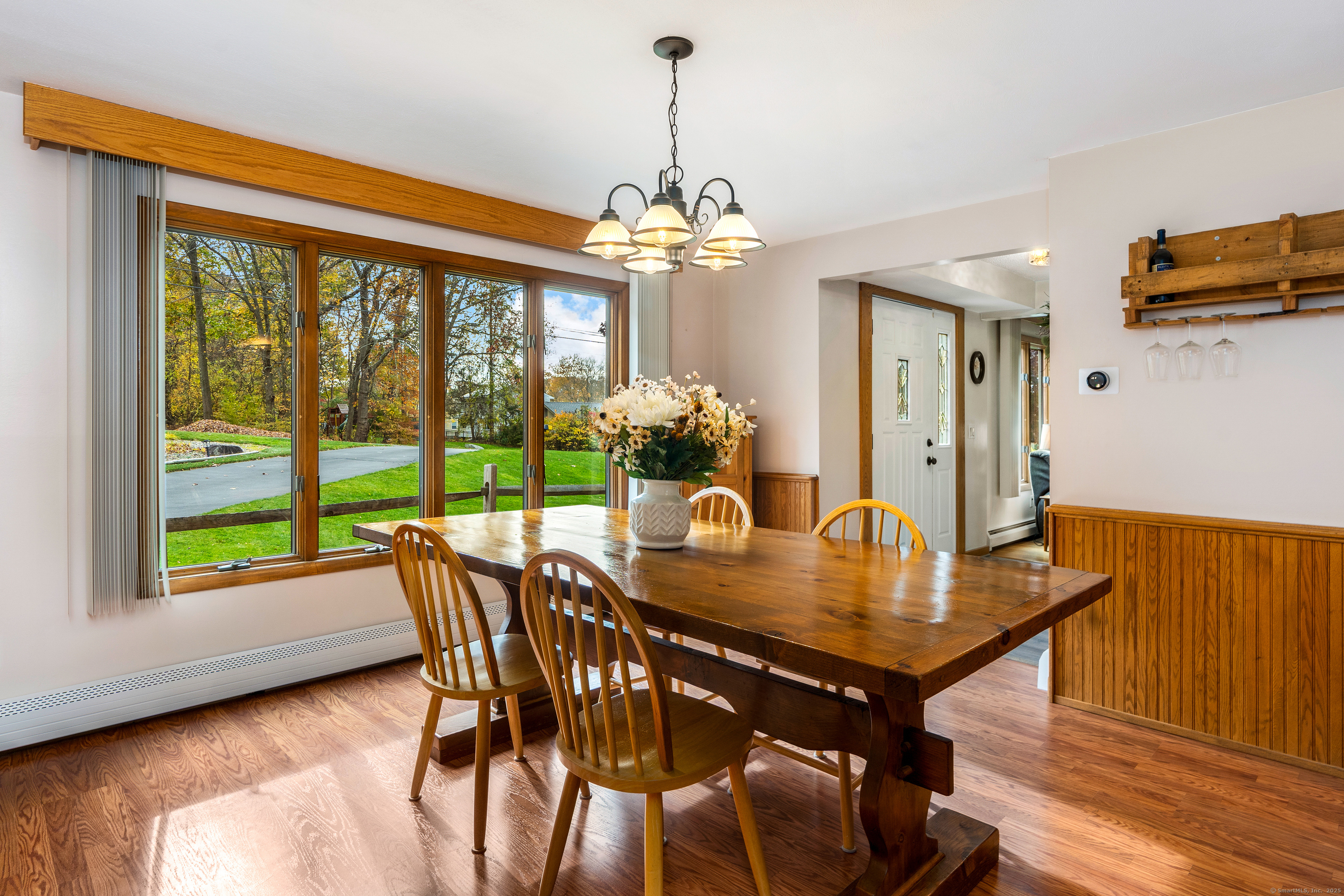 Vernon, Connecticut 06066, United States, 3 Bedrooms Bedrooms, ,3 BathroomsBathrooms,Residential,Active,238382