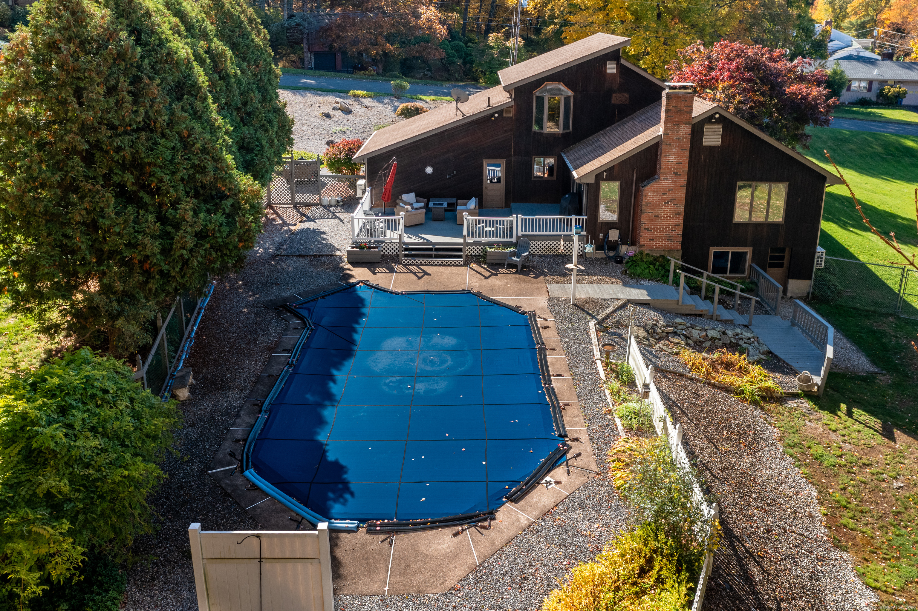 Vernon, Connecticut 06066, United States, 3 Bedrooms Bedrooms, ,3 BathroomsBathrooms,Residential,Active,238382