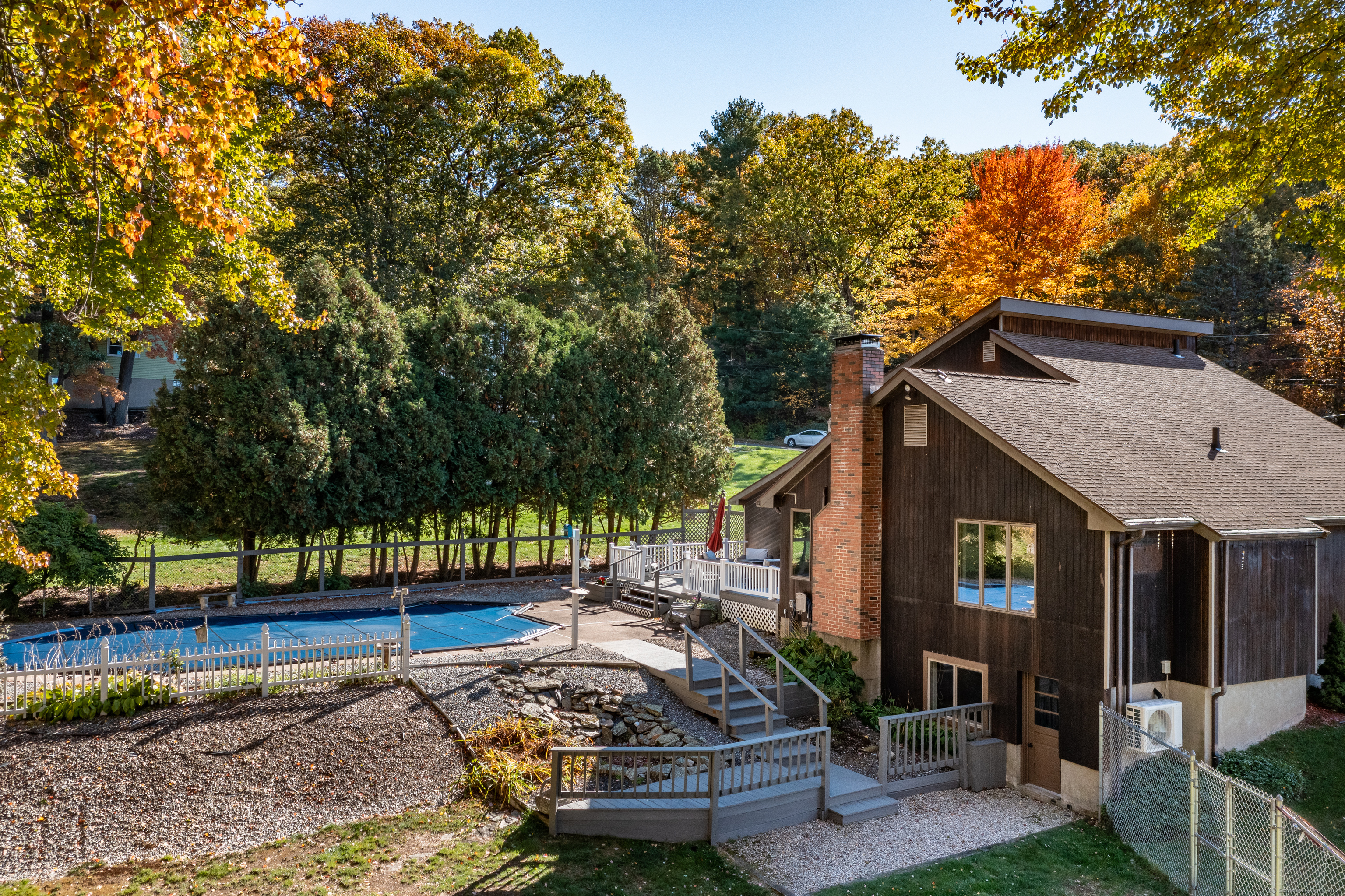 Vernon, Connecticut 06066, United States, 3 Bedrooms Bedrooms, ,3 BathroomsBathrooms,Residential,Active,238382