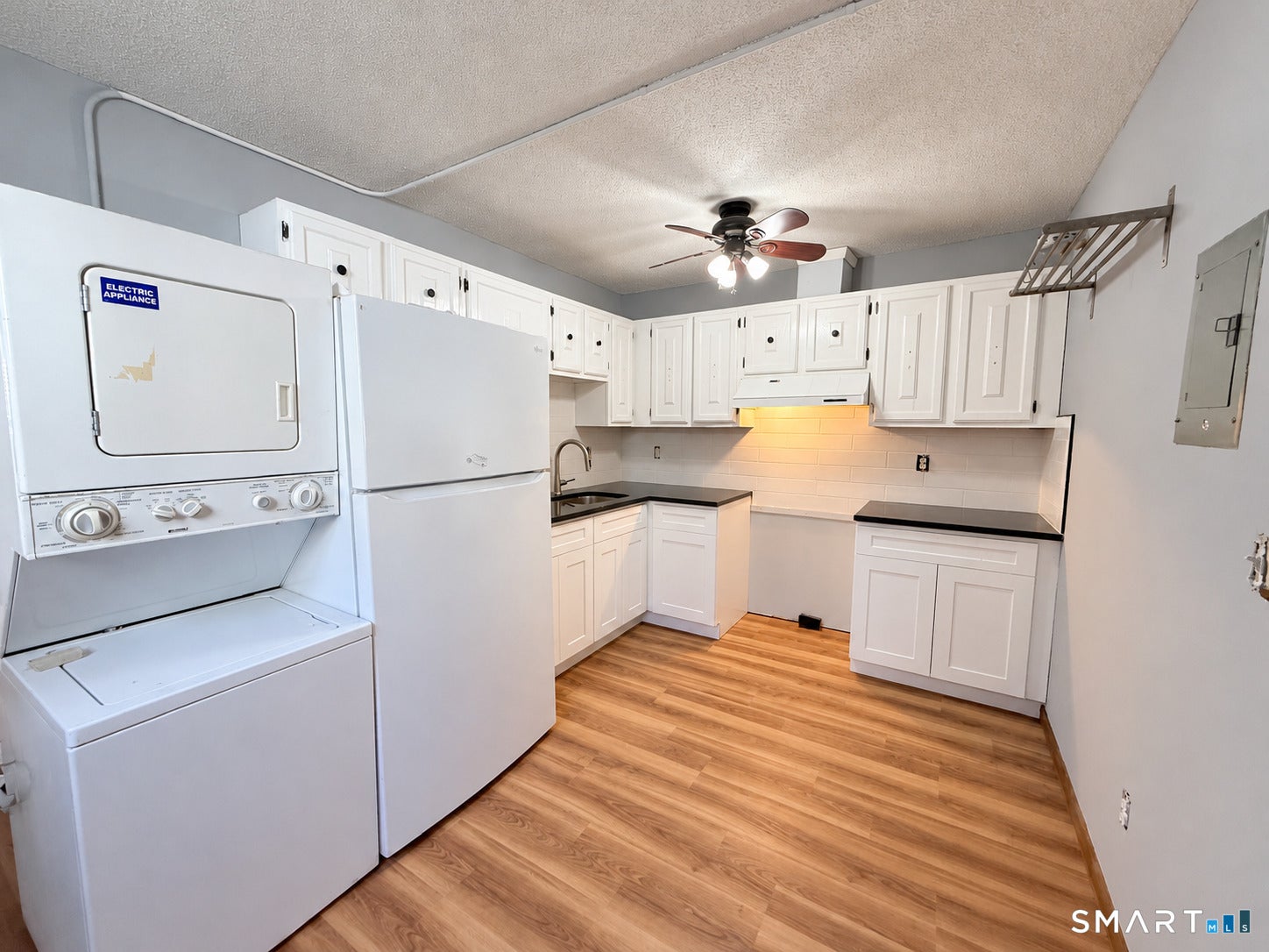 213 Union Avenue A2