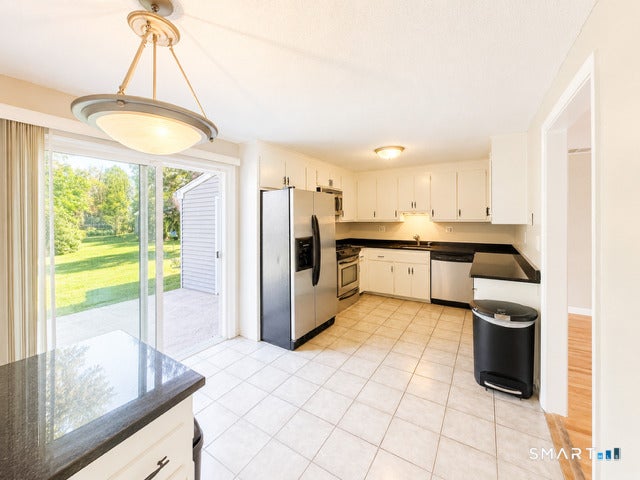 8 Barrington Drive C