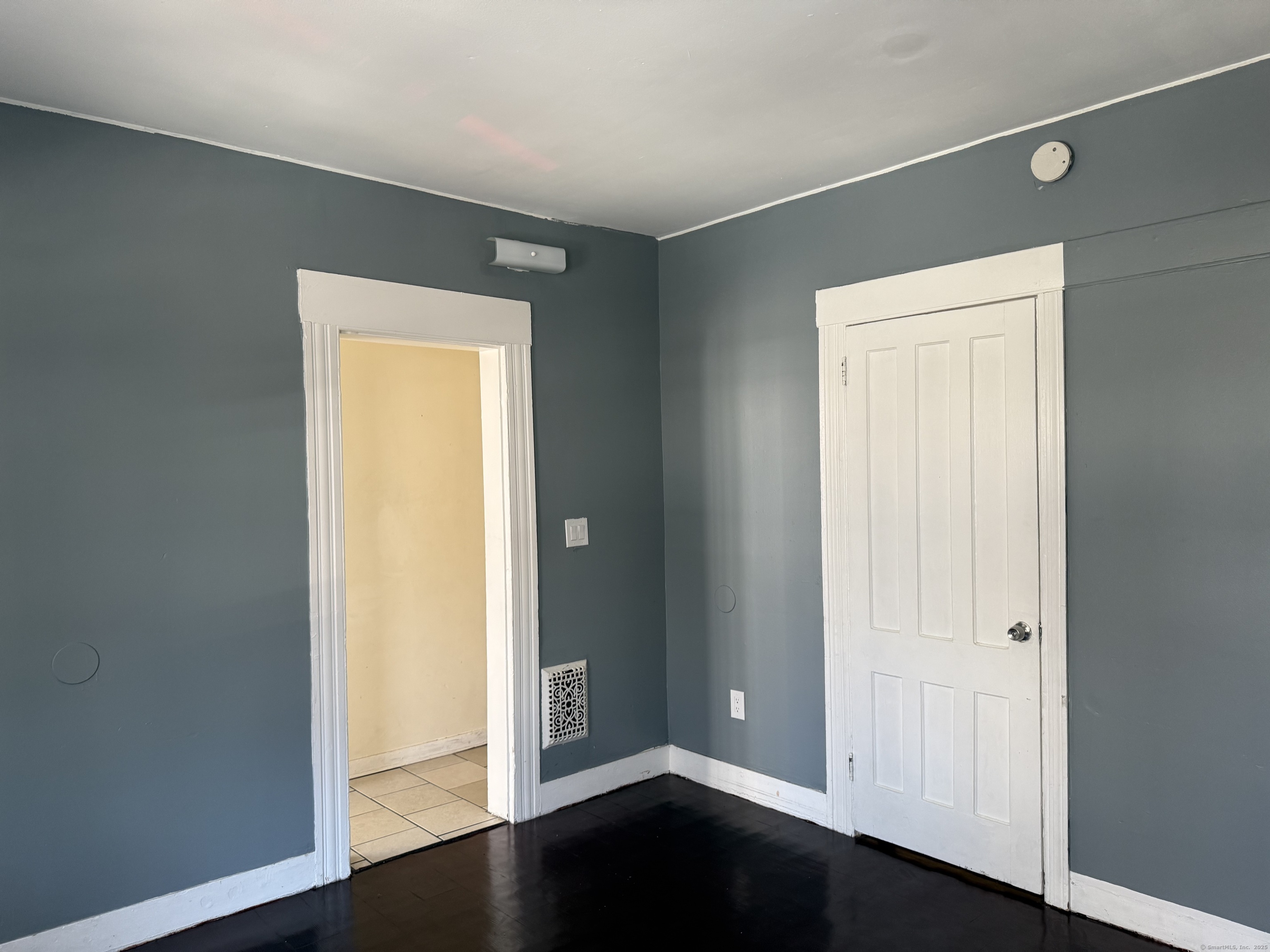 Bridgeport, Connecticut 06605, United States, 2 Bedrooms Bedrooms, ,1 BathroomBathrooms,Residential,Active,174830