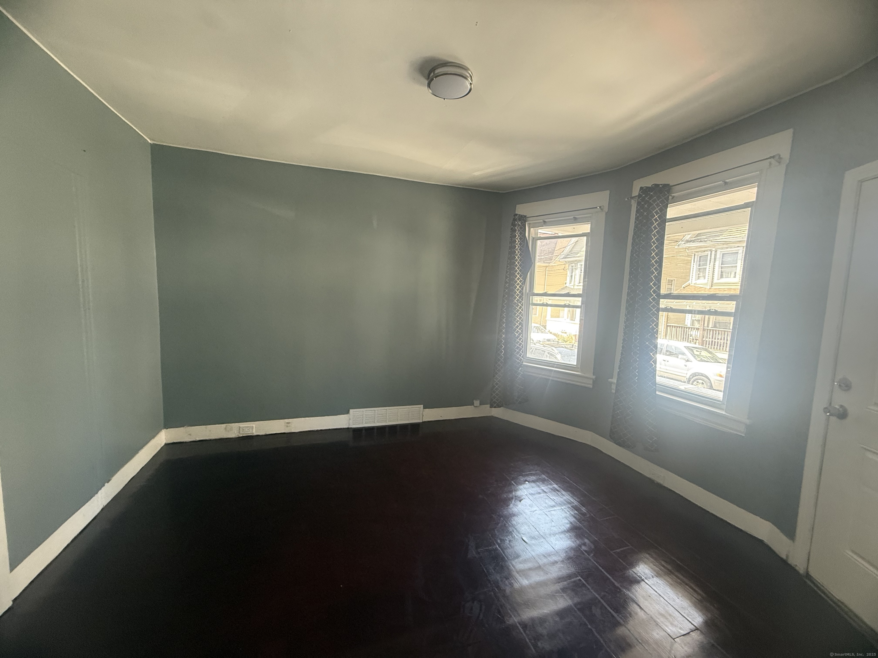 Bridgeport, Connecticut 06605, United States, 2 Bedrooms Bedrooms, ,1 BathroomBathrooms,Residential,Active,174830