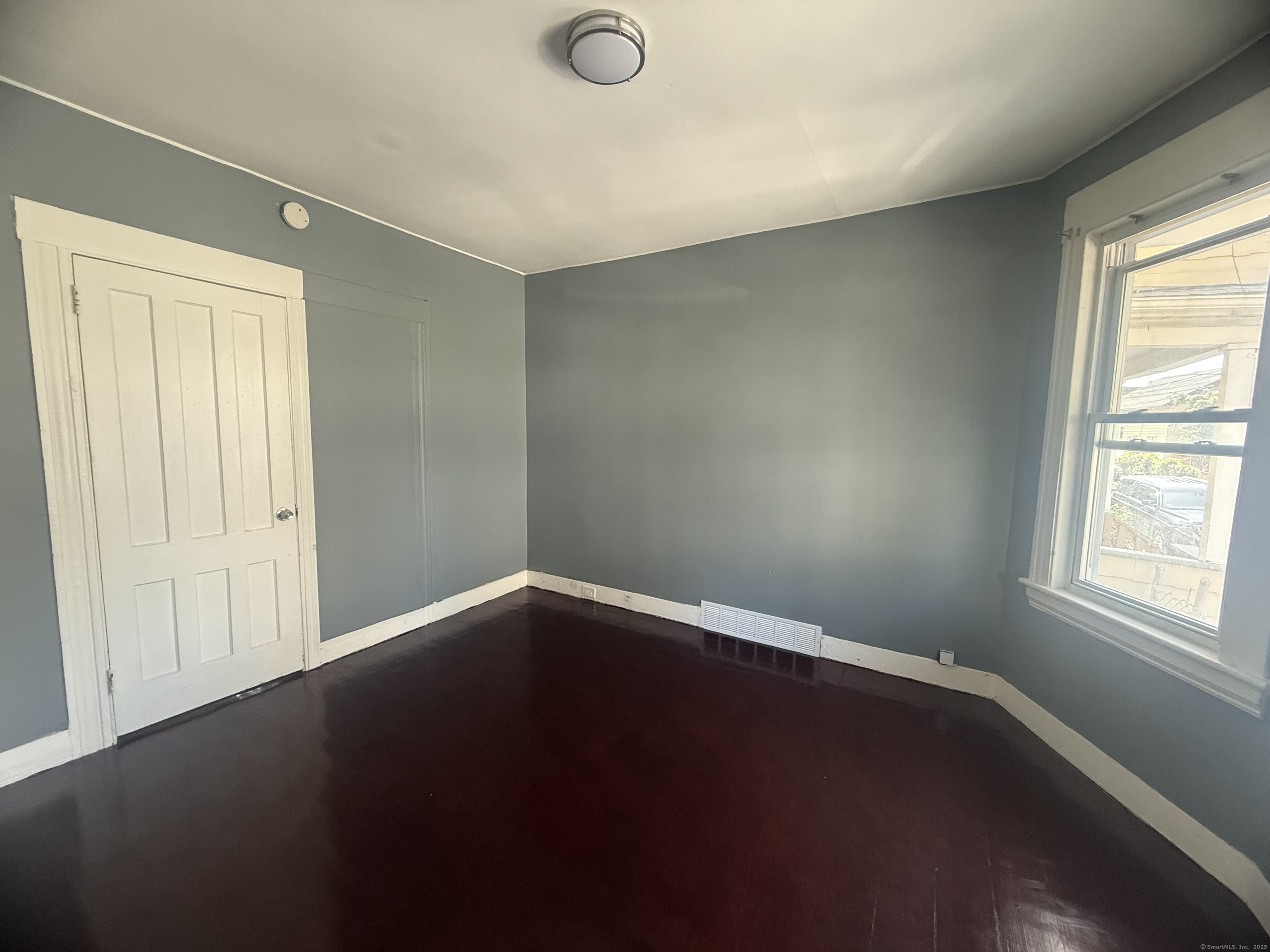 Bridgeport, Connecticut 06605, United States, 2 Bedrooms Bedrooms, ,1 BathroomBathrooms,Residential,Active,174830