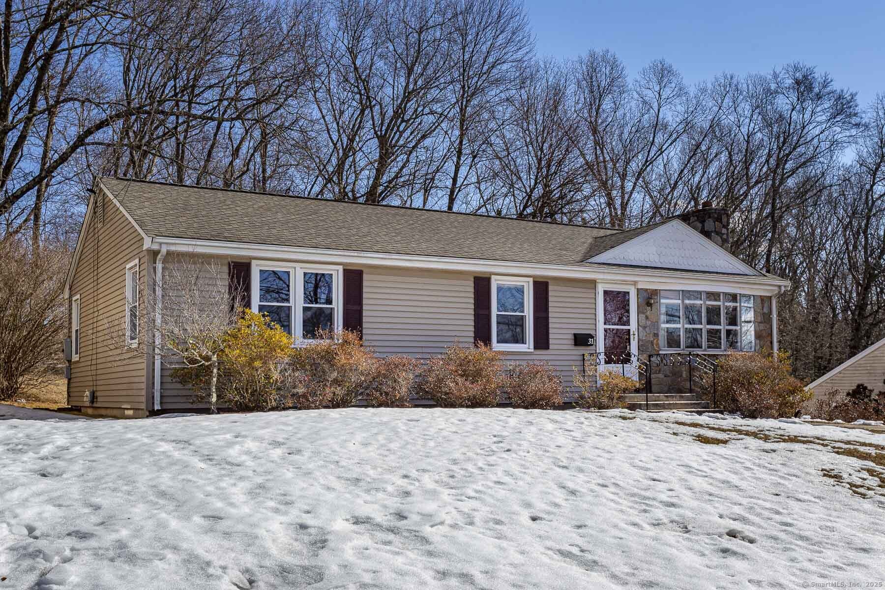 Property for Sale at Fox Hill Drive, Vernon, Connecticut - Bedrooms: 3 
Bathrooms: 1 
Rooms: 6  - $279,900