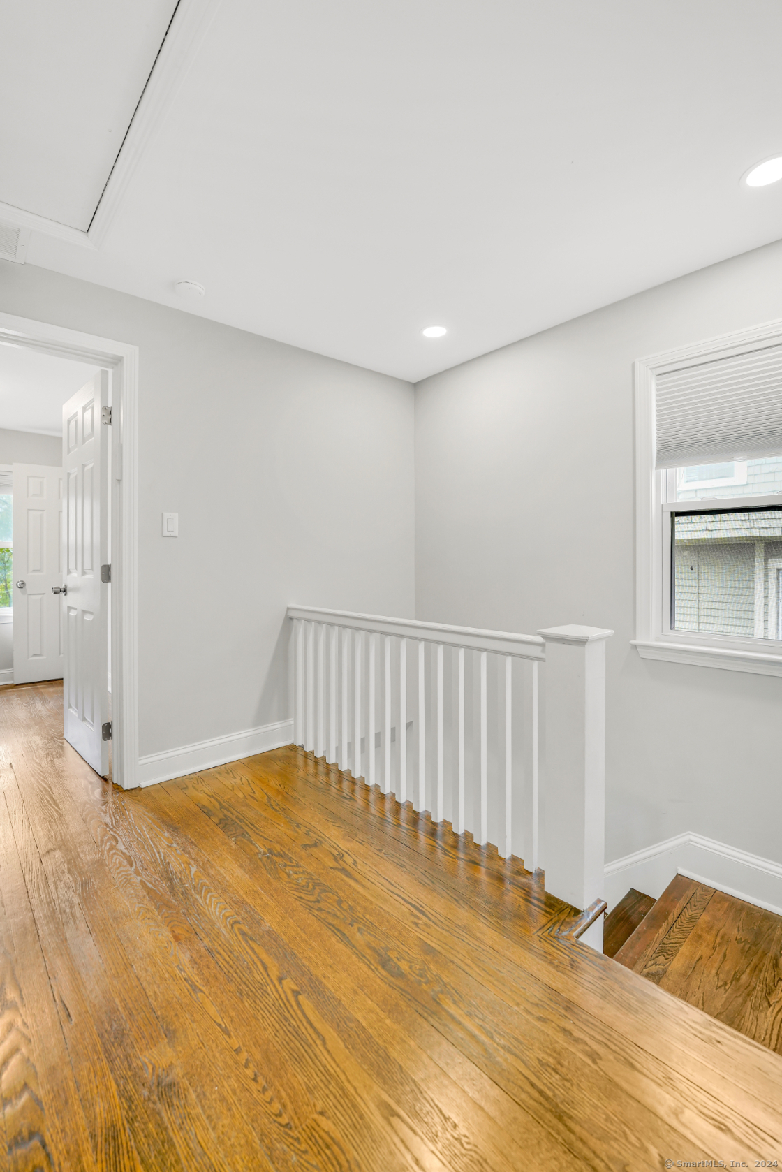 390 Farmington Avenue, Waterbury, Connecticut image 18
