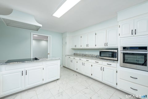 Tiny photo for 8 Lincoln Avenue, West Hartford, CT 06117 (MLS # 24208469)