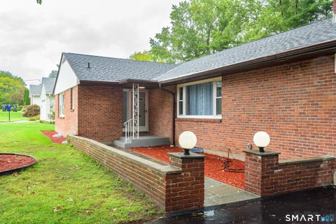 Tiny photo for 8 Lincoln Avenue, West Hartford, CT 06117 (MLS # 24208469)