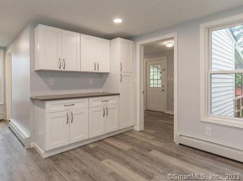 Tiny photo for 23 Pearl Street #1, Manchester, CT 06040 (MLS # 24153625)