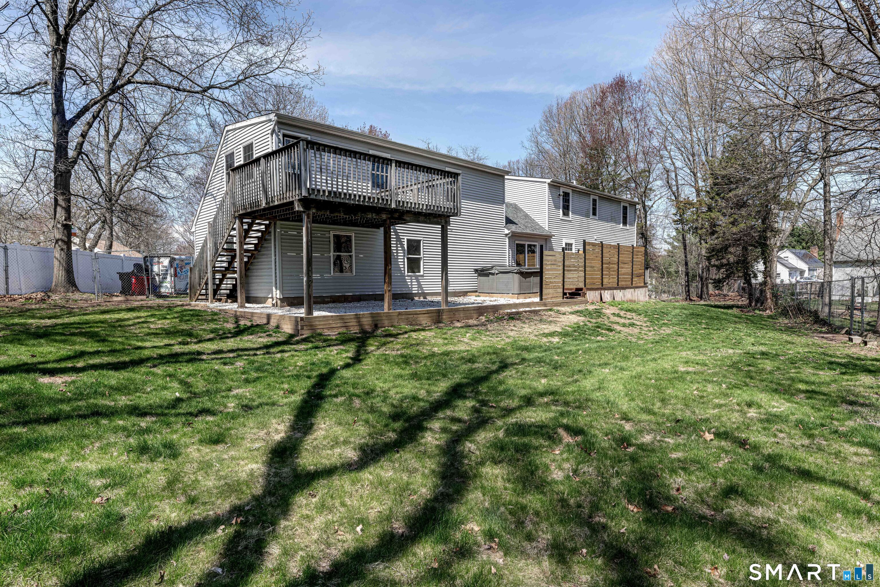 82 Heather Heights