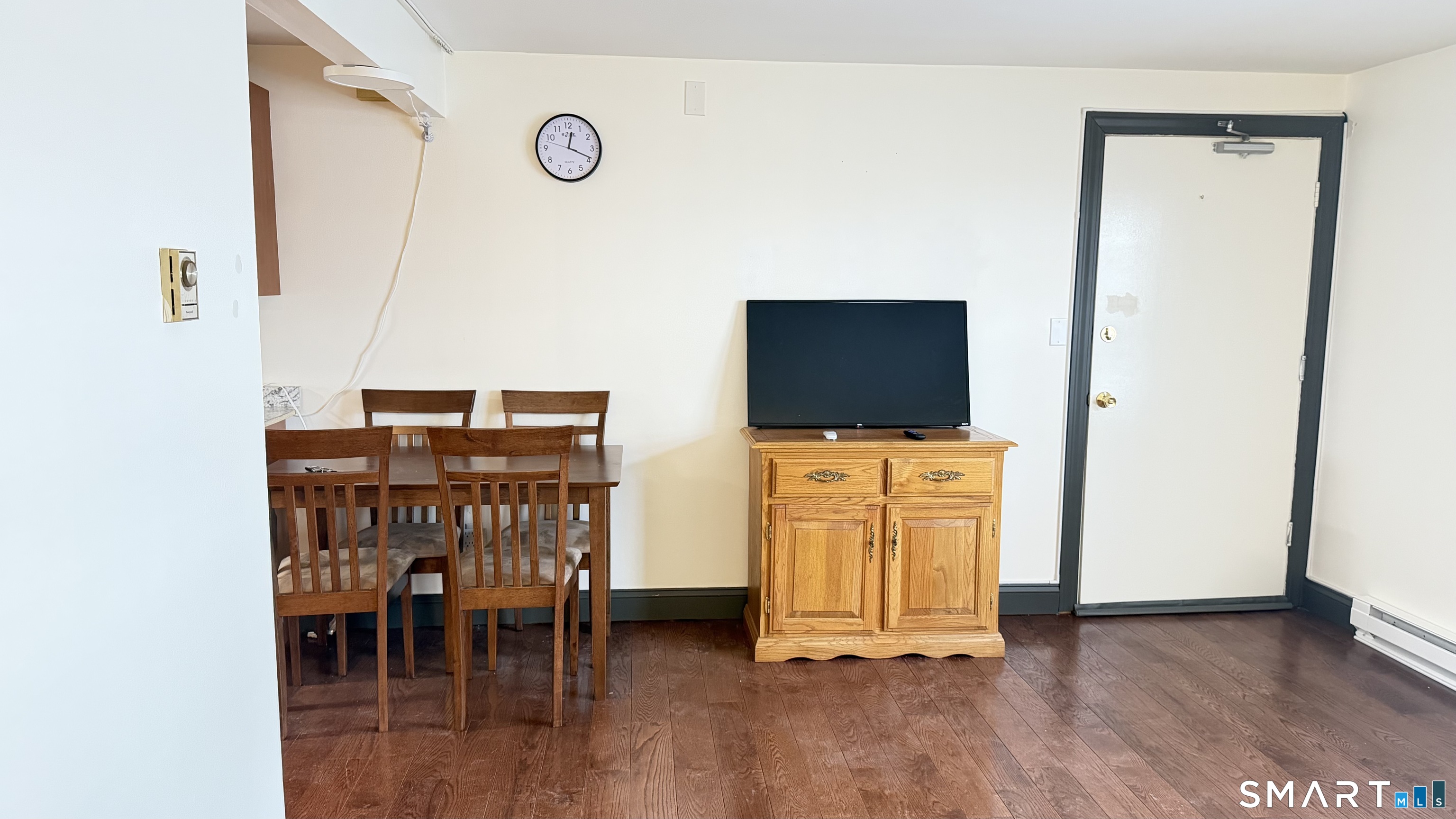 646 Howe Avenue APT 23