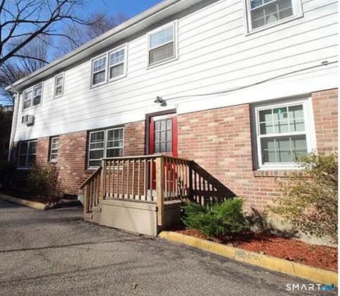 646 Howe Avenue APT 23 Shelton CT 06484